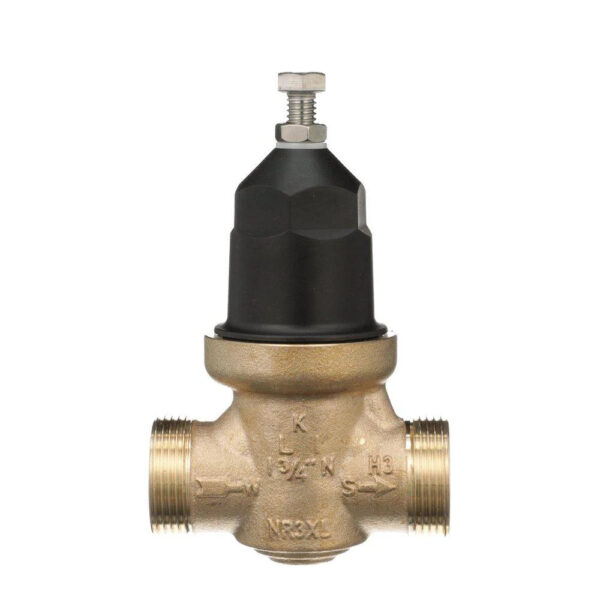 Brass pressure reducing valve with adjustment